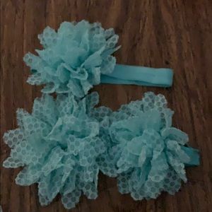 Baby sandals with matching headband